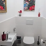 Fountain - Balcony - Luxurioeses Mit Balkon Гмунден